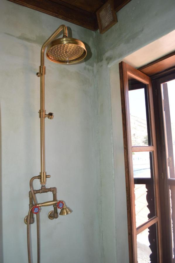 Villa Casa Muse Kastellorizo Whole House à Meyísti Extérieur photo